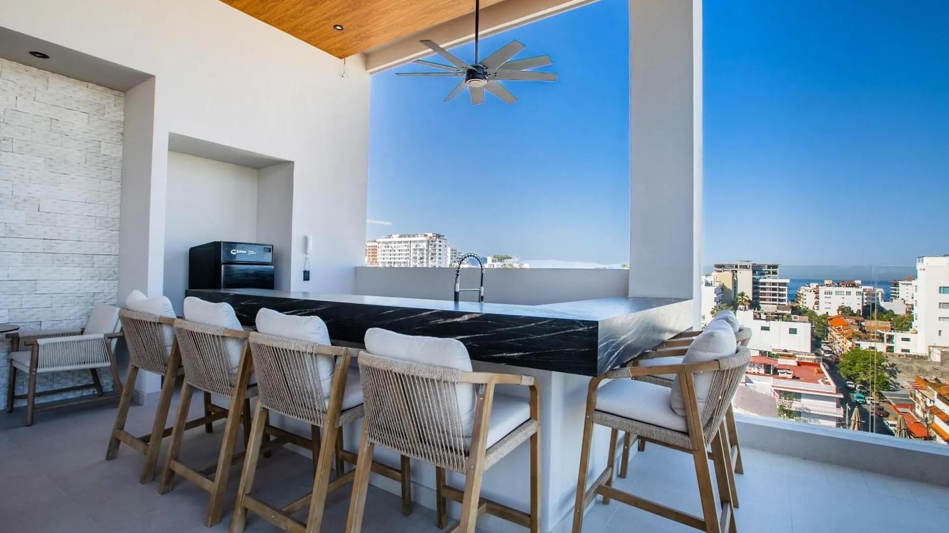 Holiday home D'Vine Escape: Luxury Condo In Romantic Zone Puerto Vallarta