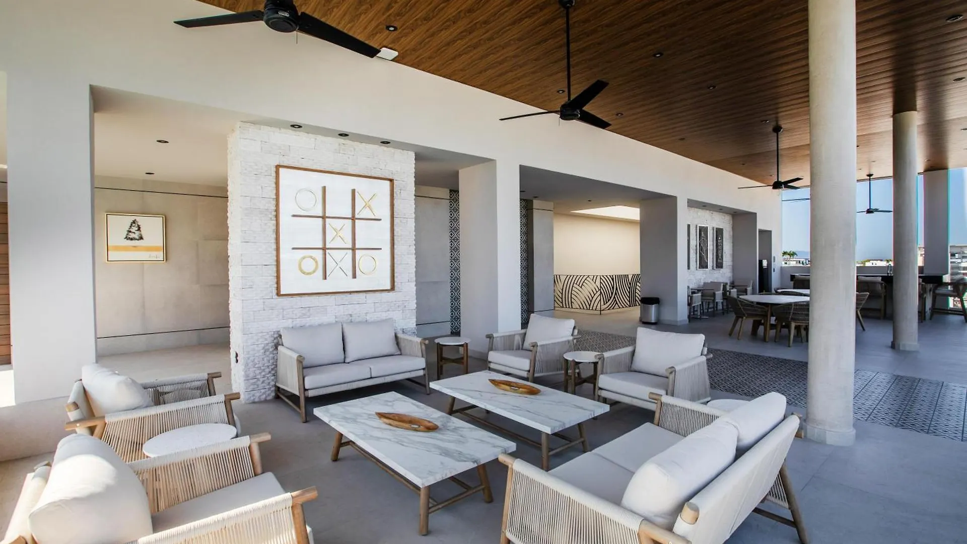 D'Vine Escape: Luxury Condo In Romantic Zone Puerto Vallarta