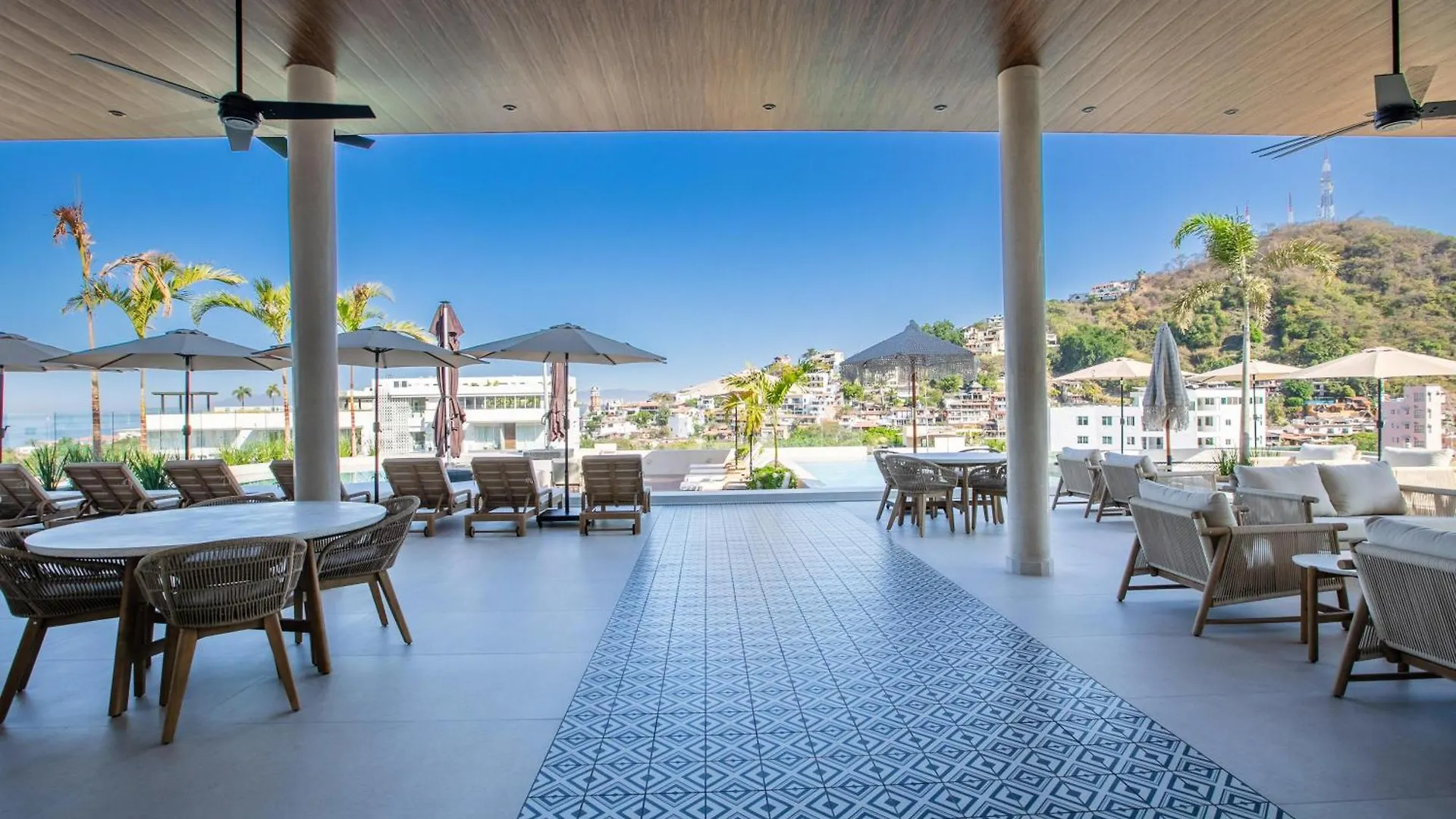 D'Vine Escape: Luxury Condo In Romantic Zone Puerto Vallarta 0*,  Mexico