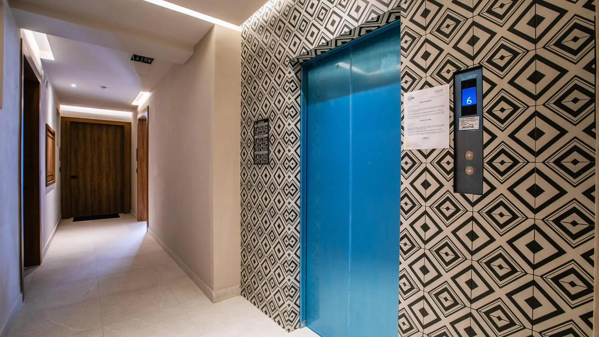 D'Vine Escape: Luxury Condo In Romantic Zone Puerto Vallarta Holiday home