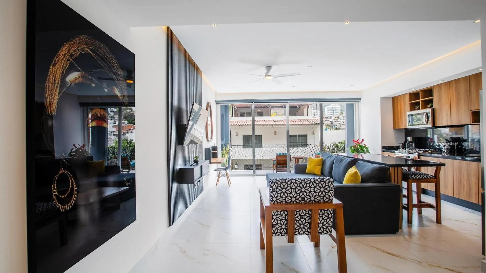 D'Vine Escape: Luxury Condo In Romantic Zone Puerto Vallarta 0*,  Mexico